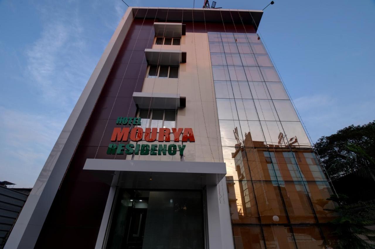 Hotel Mourya Residency Navi Mumbai Ngoại thất bức ảnh