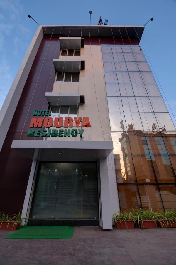Hotel Mourya Residency Navi Mumbai Ngoại thất bức ảnh